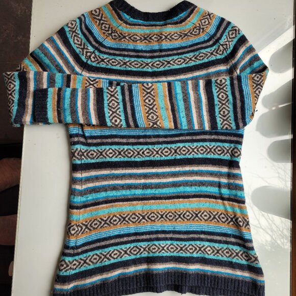 sherpa adventure gear Paro Crew Sweater - Picture 2 of 7